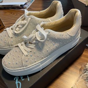 Betsey Johnson Sidney Sneaker